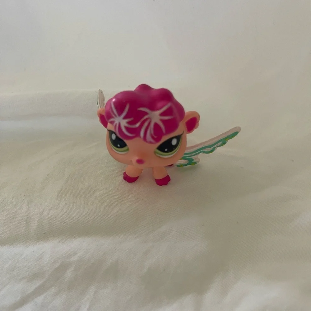 Littlest Pet Shop FAIRY #2706 - Authentic